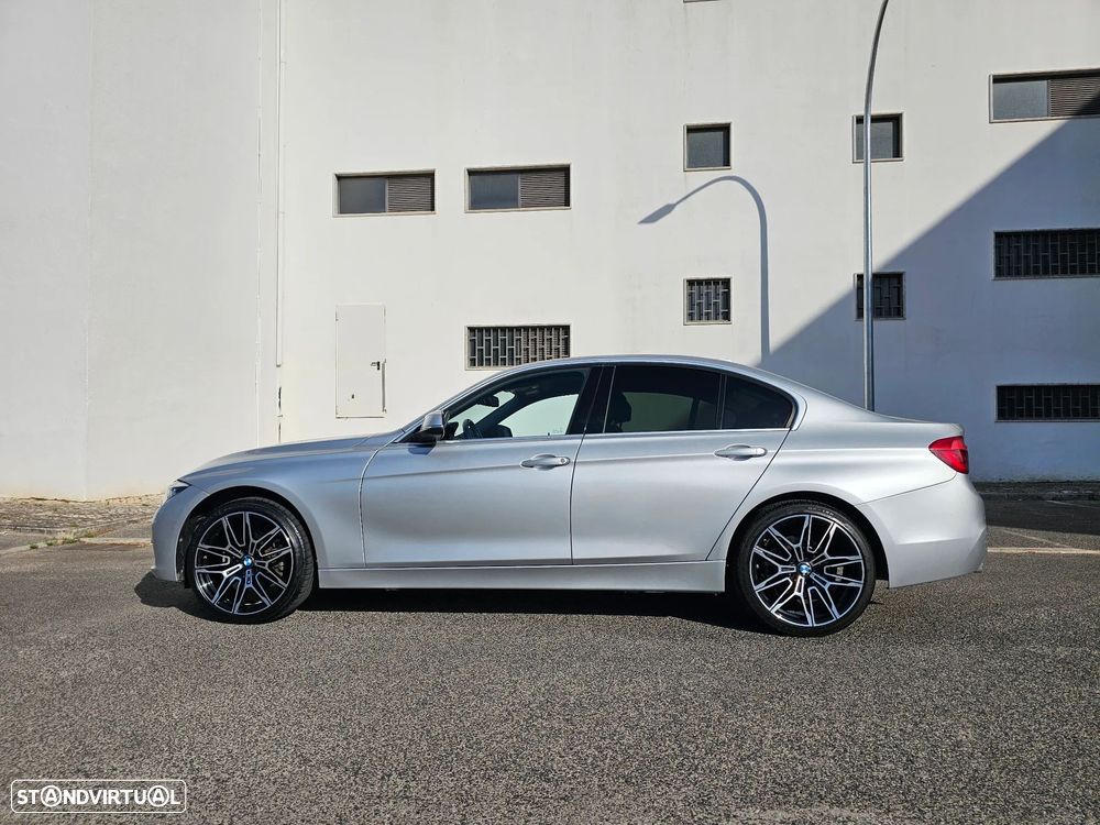 BMW 318 d Line Sport Auto - 2