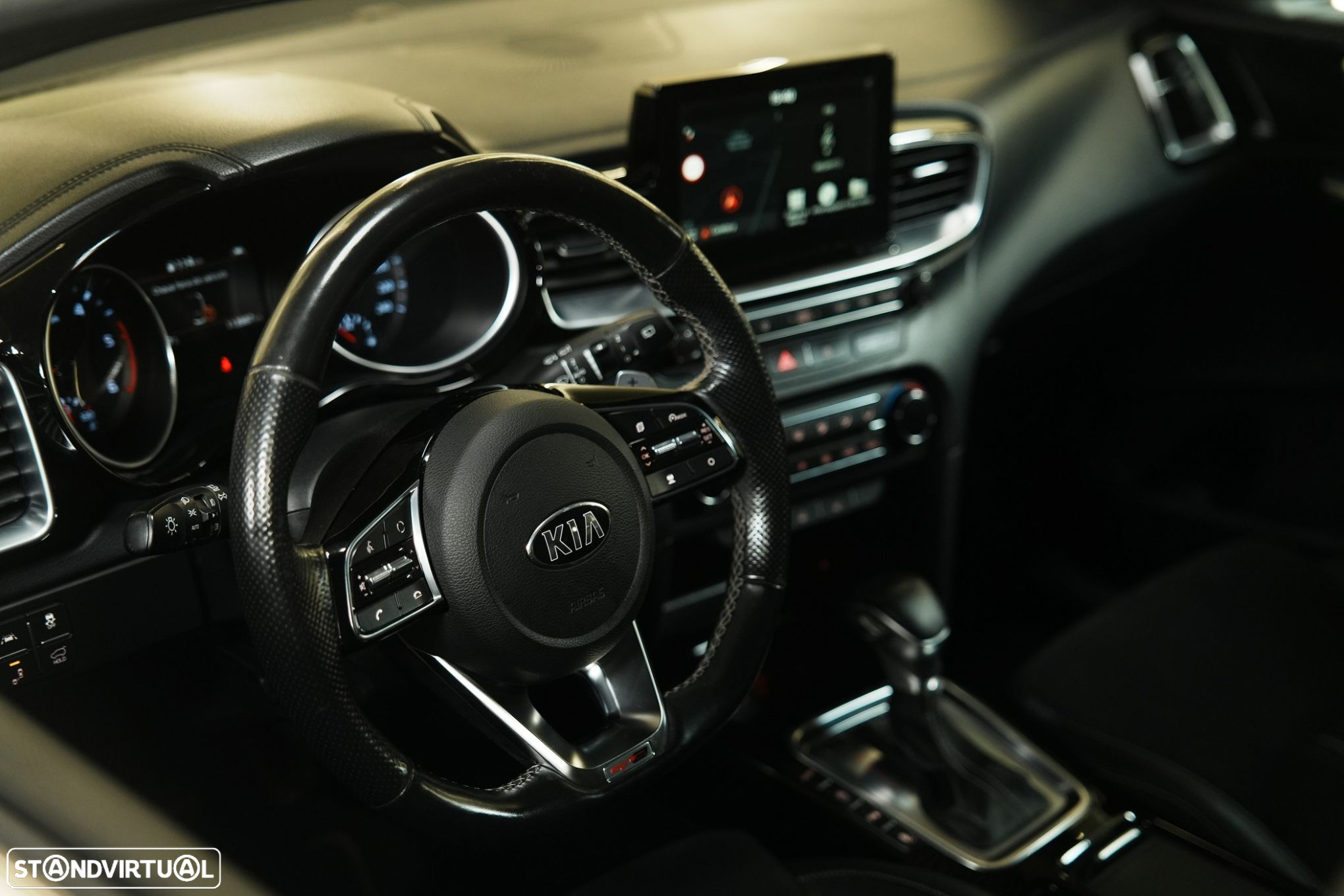 Kia ProCeed 1.6 CRDi GT Line+SRF 7DCT - 38