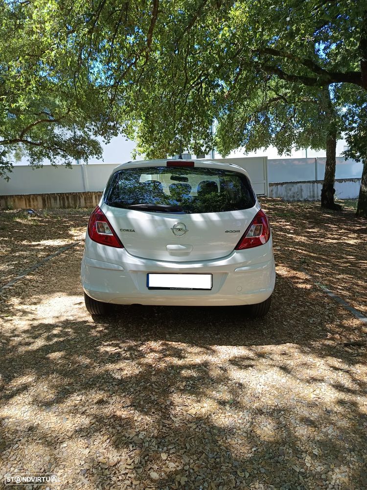 Opel Corsa - 2