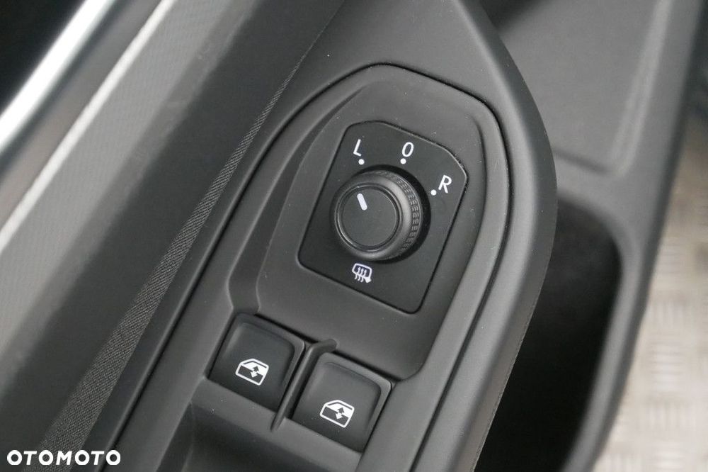 Volkswagen Golf 1.0 TSI - 22