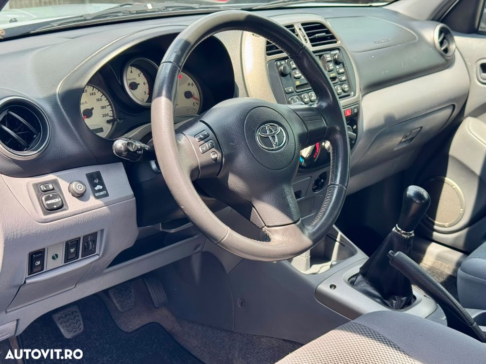 Toyota RAV4 D-4D 4x4 Edition - 7