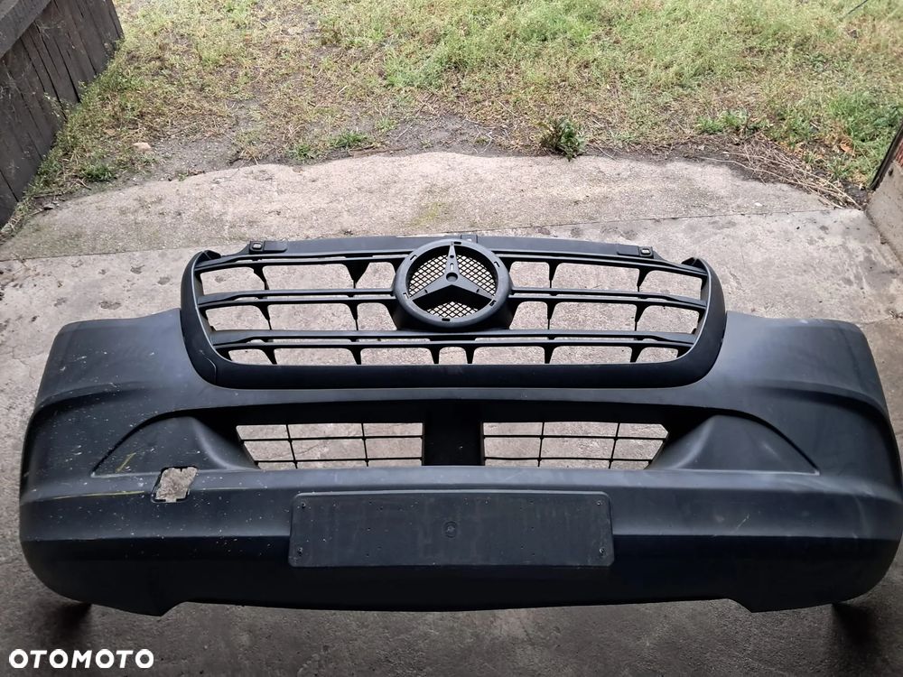 Zderzak przód Mercedes Benz Spritner W907