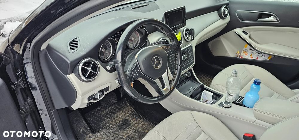Mercedes-Benz GLA 250 4-Matic - 3