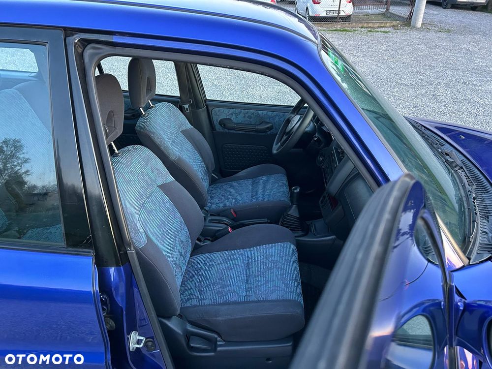 Toyota RAV4 - 4