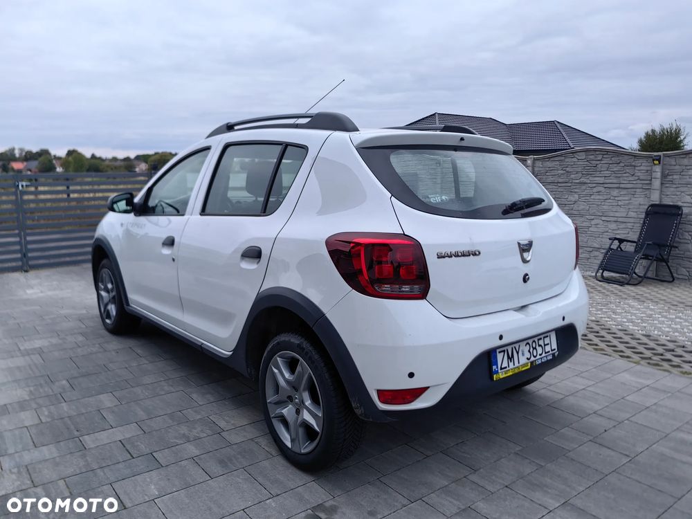 Dacia Sandero Stepway SCe 75 Essential - 3
