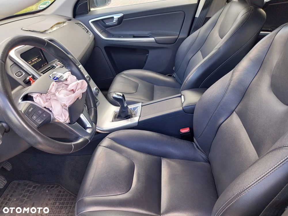 Volvo XC 60 - 10