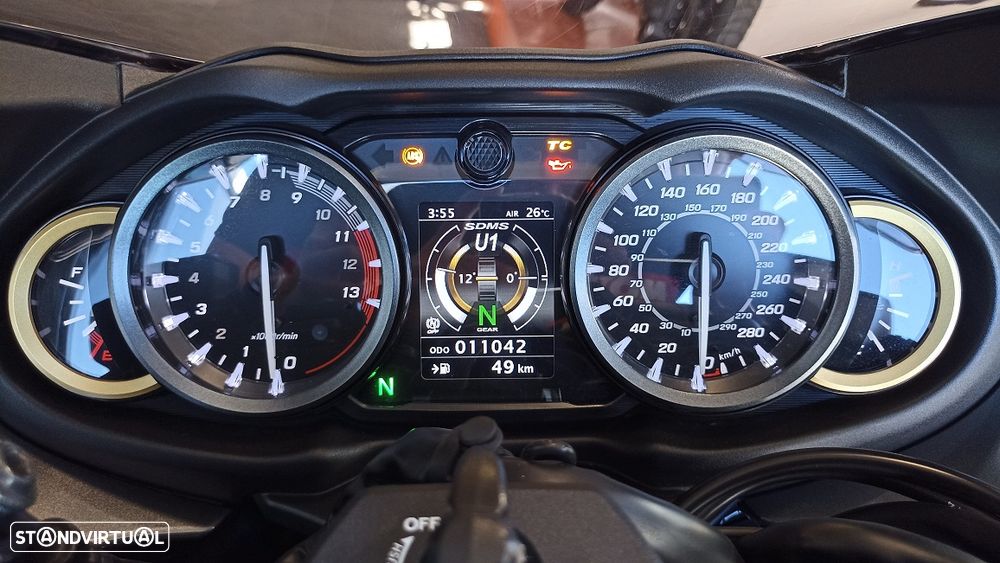 Suzuki Hayabusa - 8