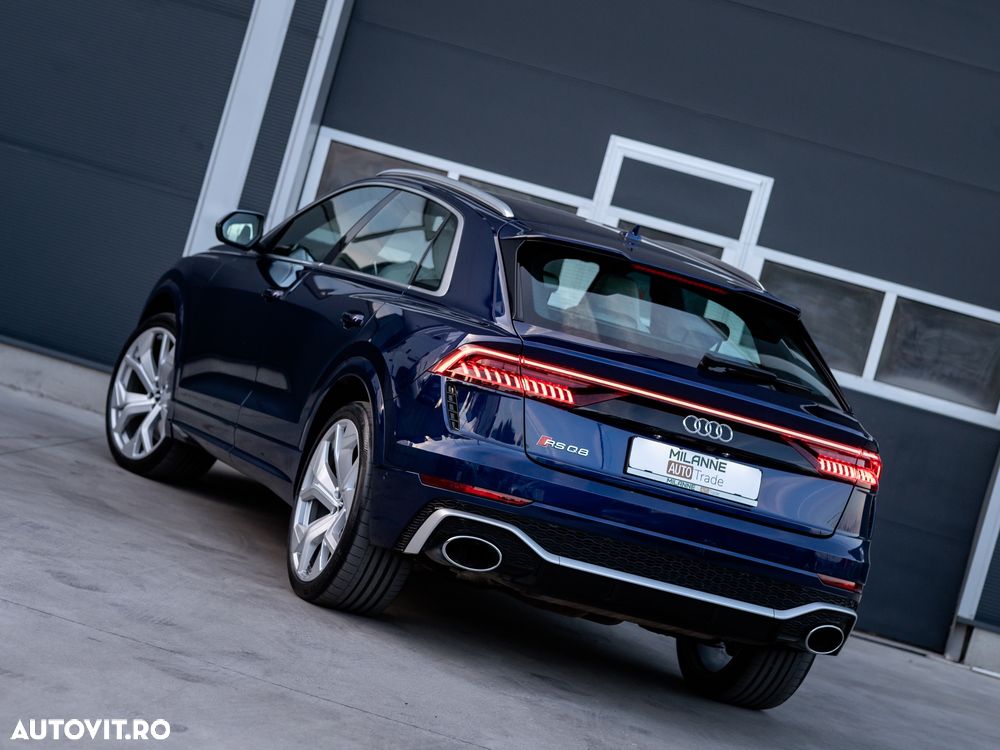 Audi RS Q8 - 21