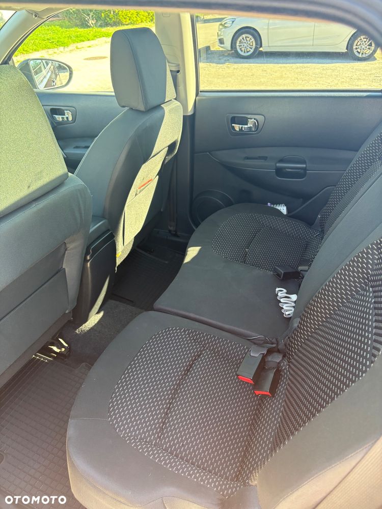 Nissan Qashqai+2 - 6