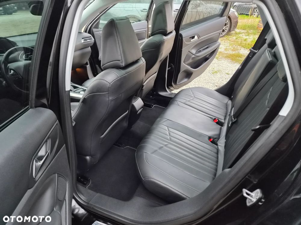 Peugeot 308 BlueHDi 120 EAT6 Stop & Start Business-Line - 17