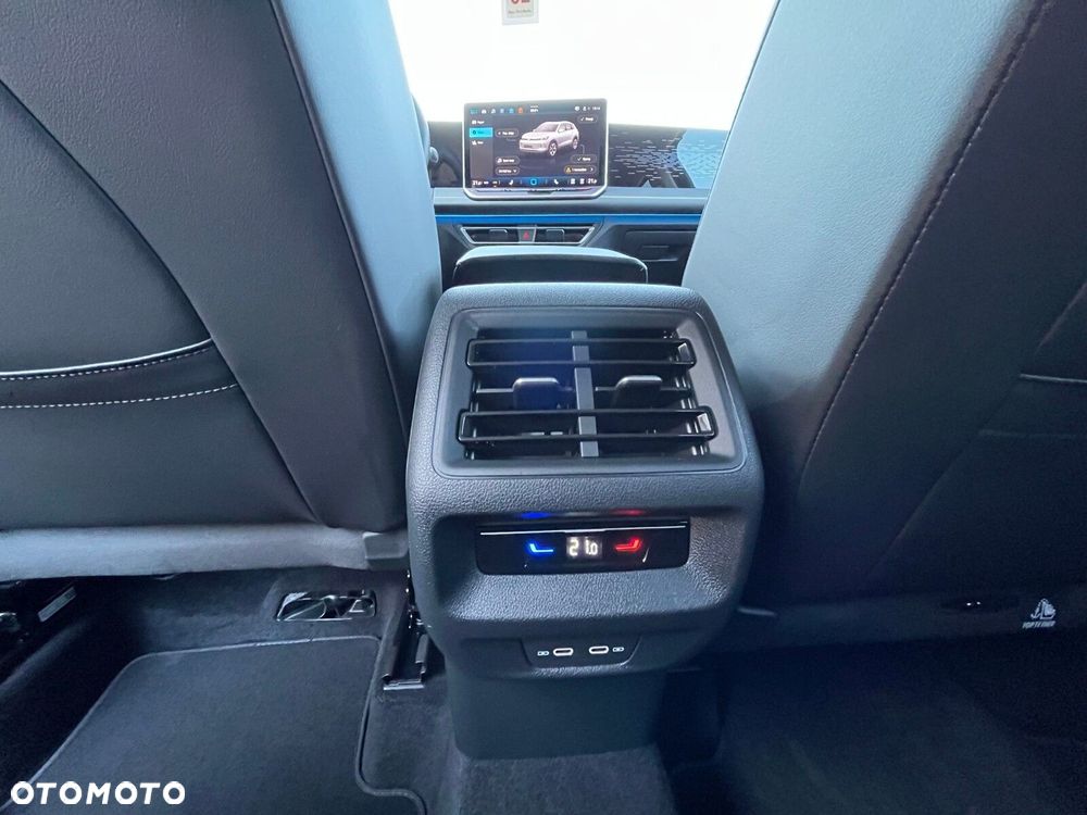 Volkswagen Tiguan - 17