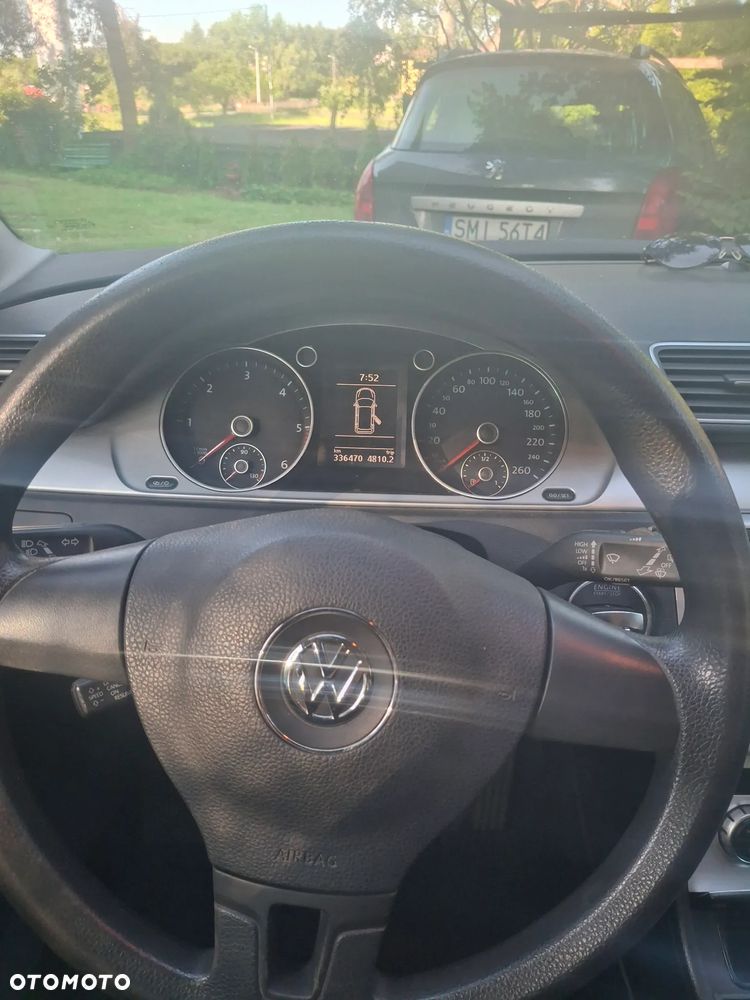 Volkswagen Passat - 7