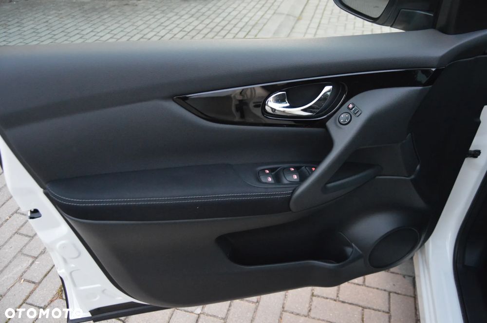 Nissan Qashqai 1.3 DIG-T Acenta EU6d - 30