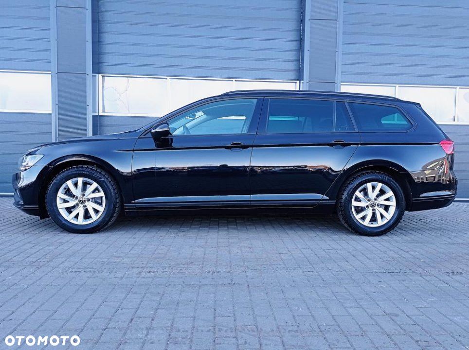 Volkswagen Passat - 2