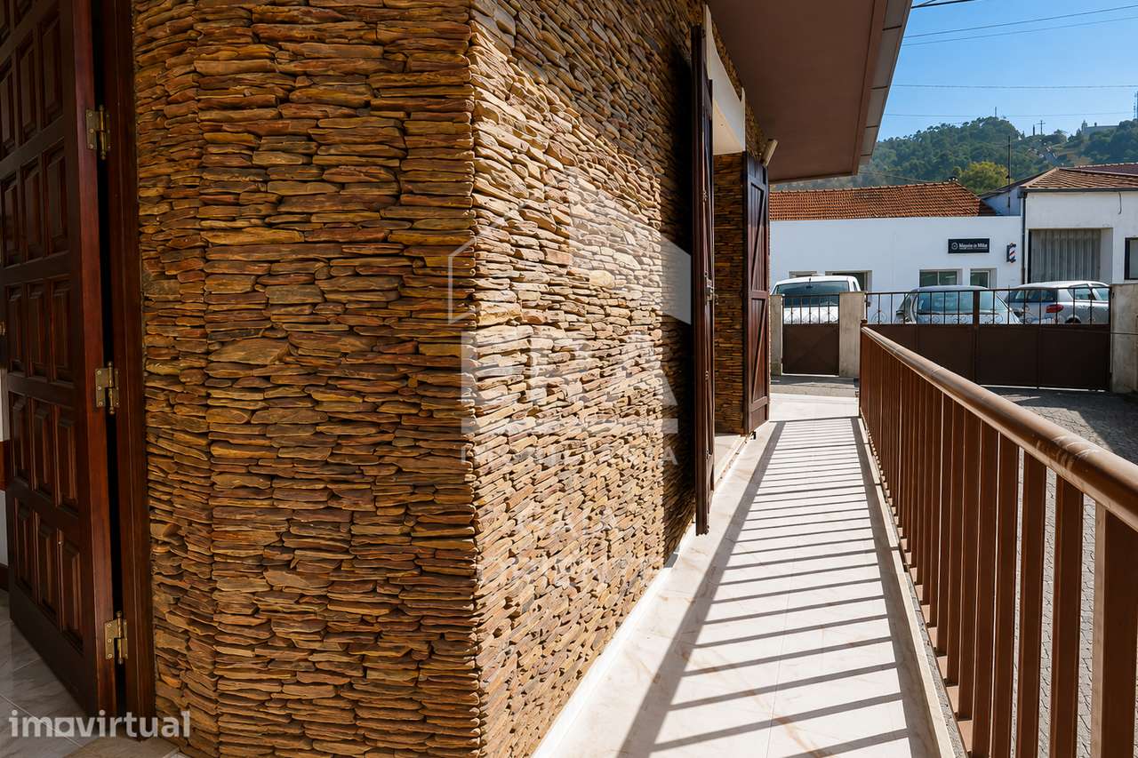Moradia T4 Com Jardim e Garagem - Grande imagem: 5/42