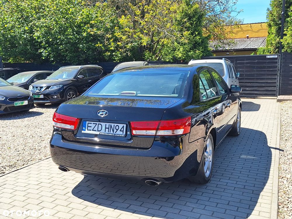 Hyundai Sonata 3.3 V6 GLS Prestige - 18