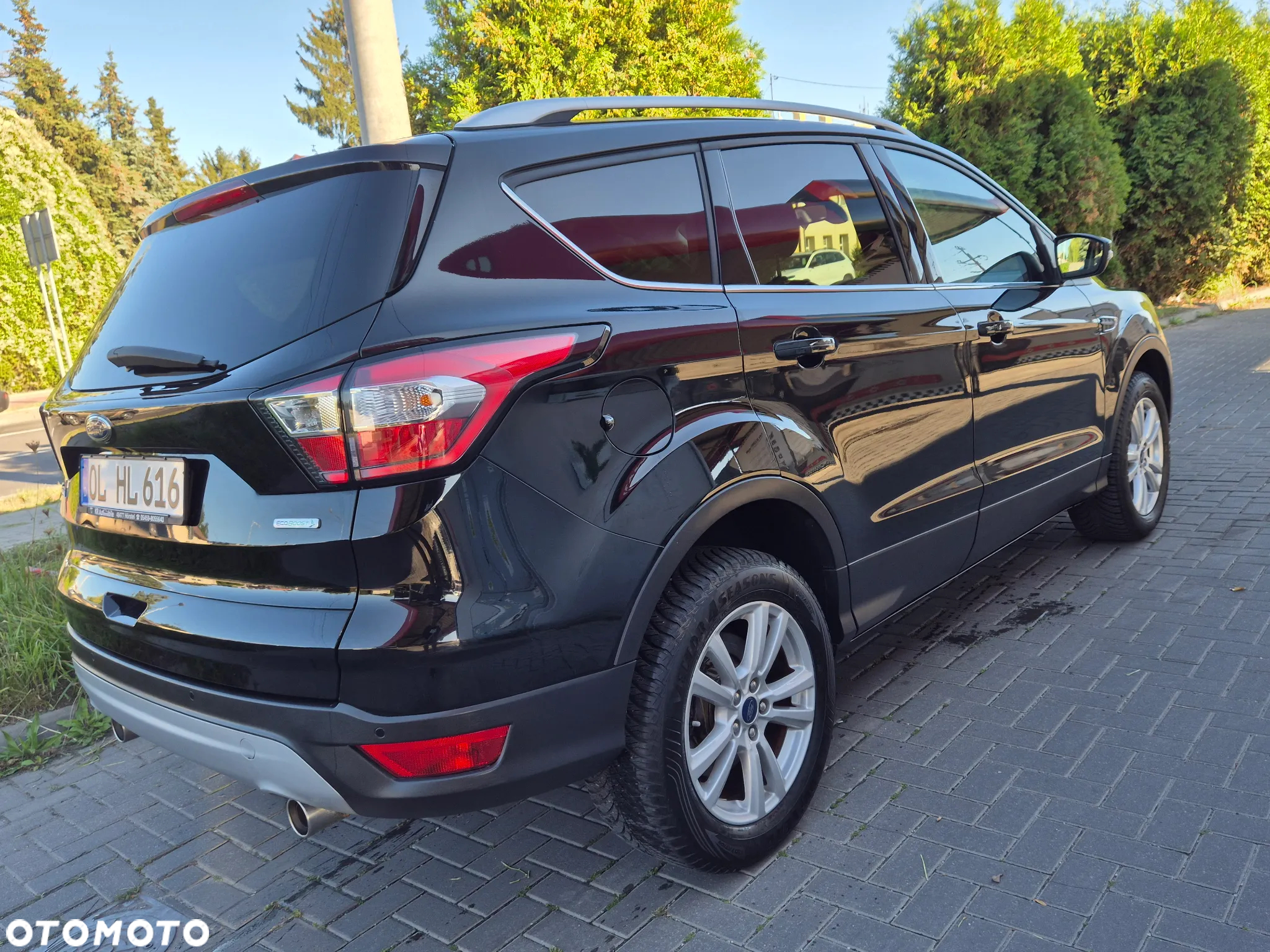 Ford Kuga - 11