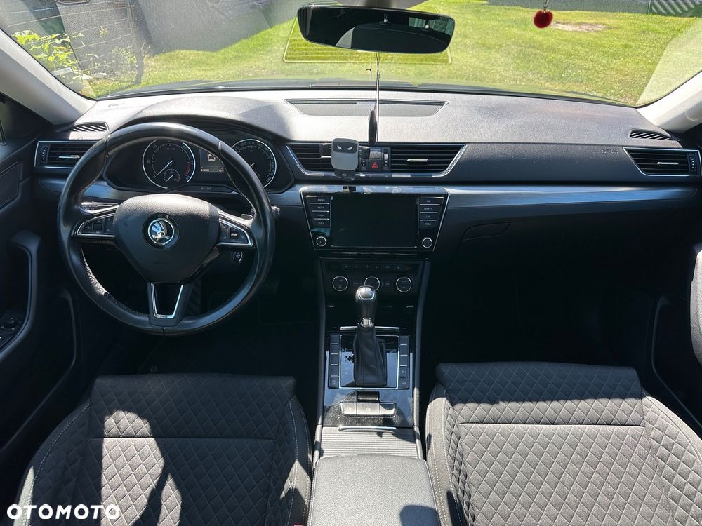 Skoda Superb 2.0 TDI DSG Ambition - 16
