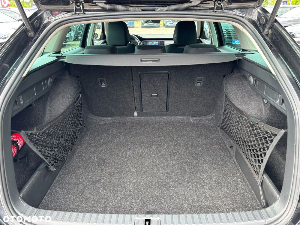 Skoda Octavia 2.0 TDI Ambition DSG - 11