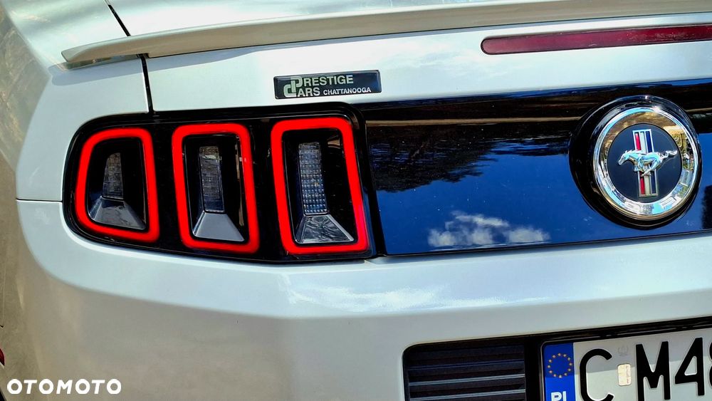 Ford Mustang 3.7 V6 Premium - 24