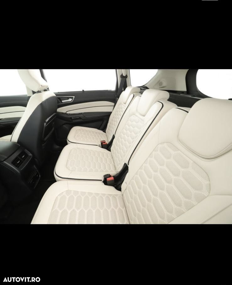 Ford S-Max - 8