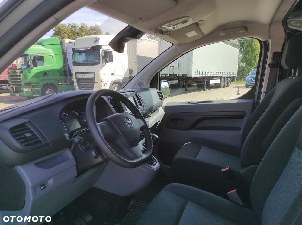 Opel VIVARO - 13