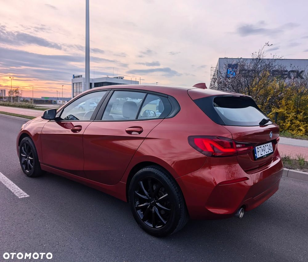BMW Seria 1 118i Sport Line - 9