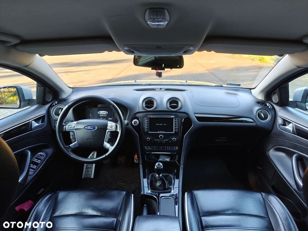 Ford Mondeo 2.0 TDCi Titanium X - 14
