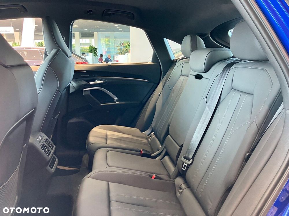Audi Q5 Sportback - 13