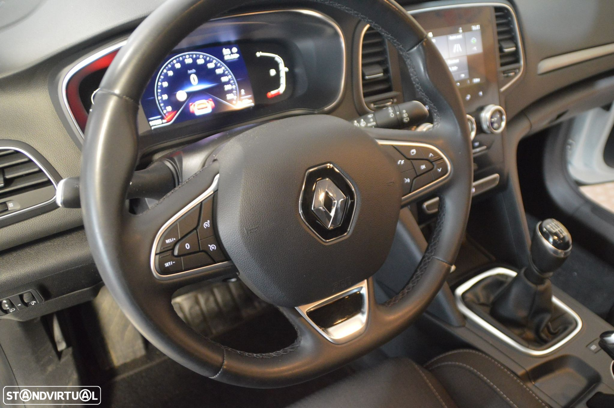 Renault Mégane 1.3 TCe Zen - 38