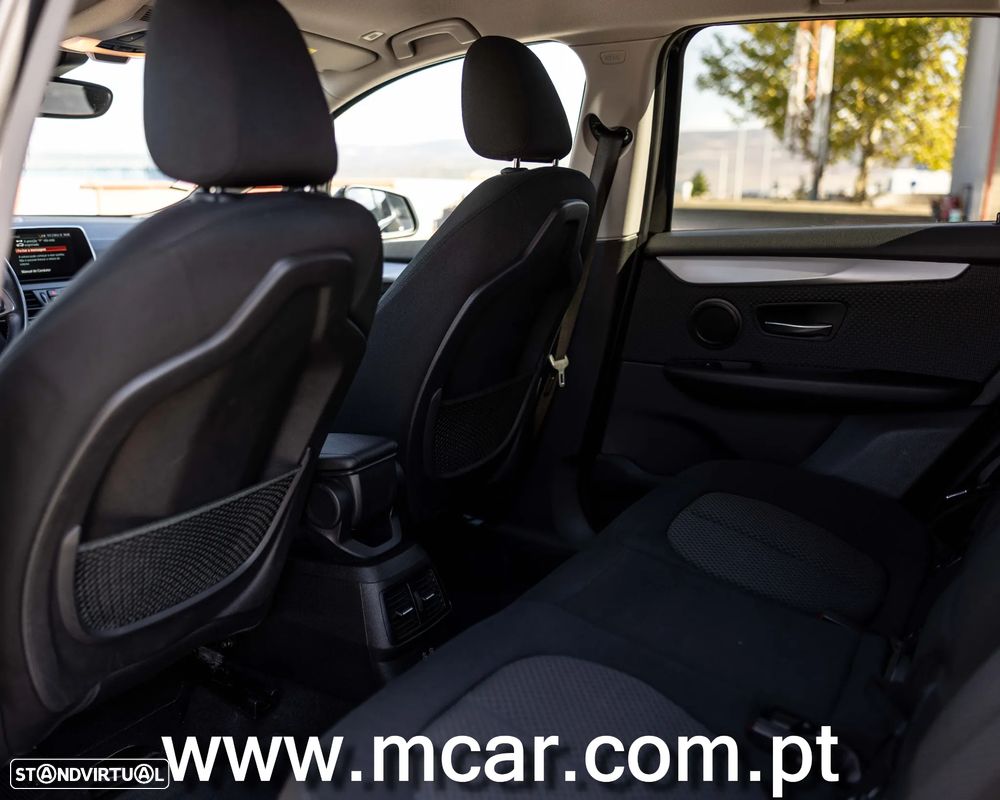 BMW 225xe Active Tourer - 9