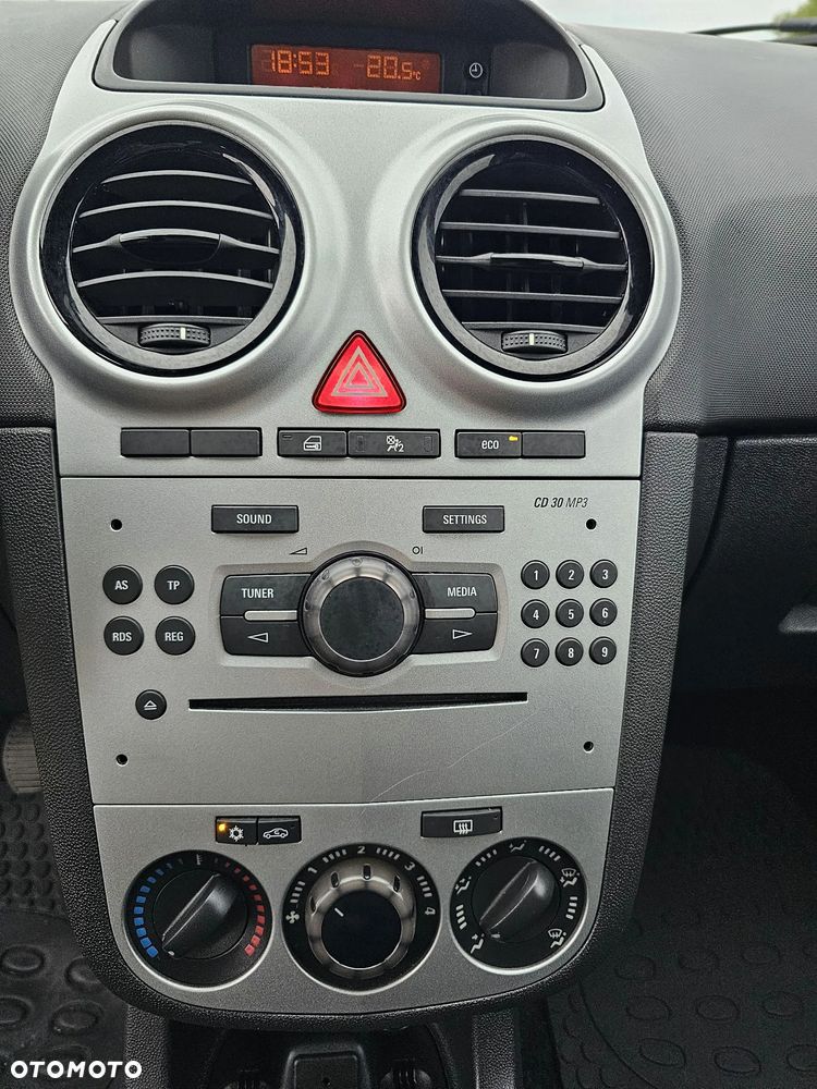 Opel Corsa - 28
