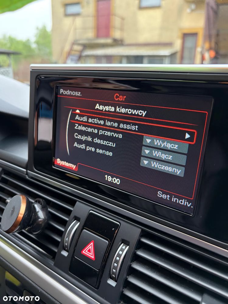 Audi A6 Avant 2.0 TDI Ultra S tronic - 20