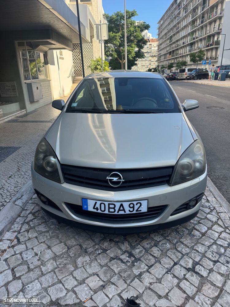 Opel Astra GTC 1.9 CDTI - 5