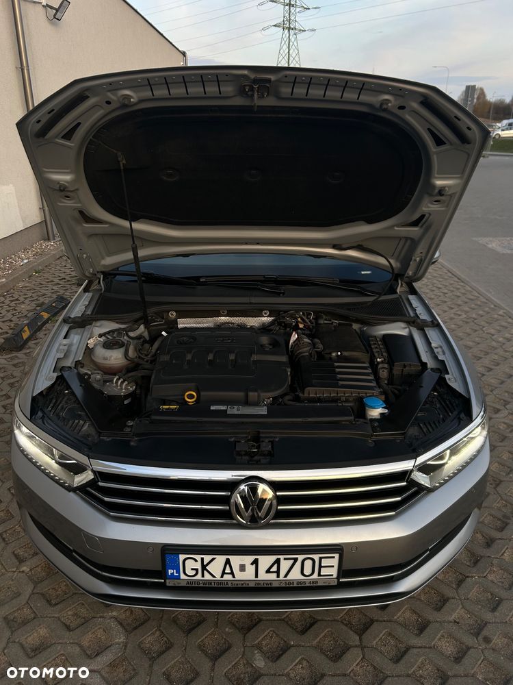 Volkswagen Passat 2.0 TDI SCR DSG Comfortline - 33