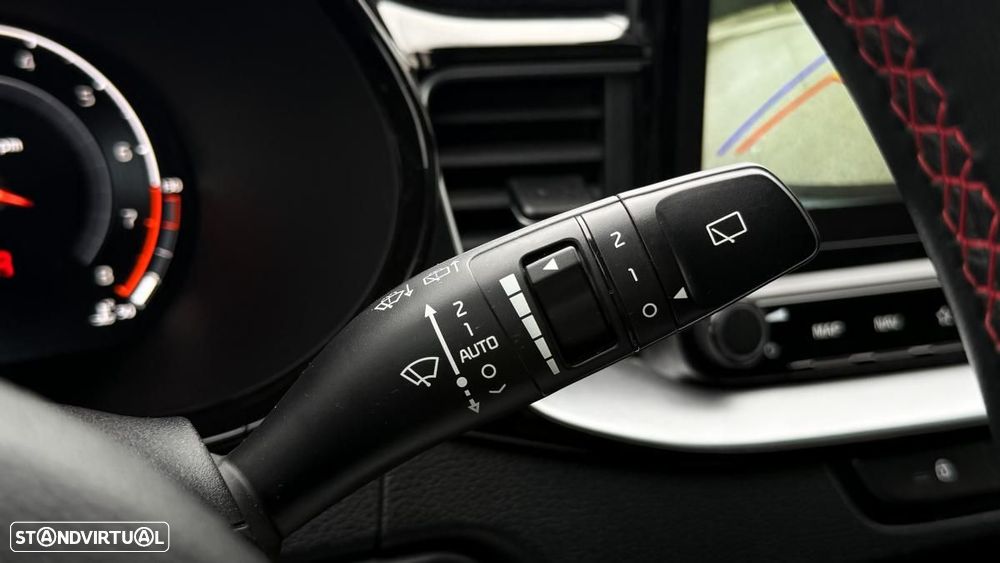 Kia ProCeed 1.6 T-GDI GT 7DCT - 29