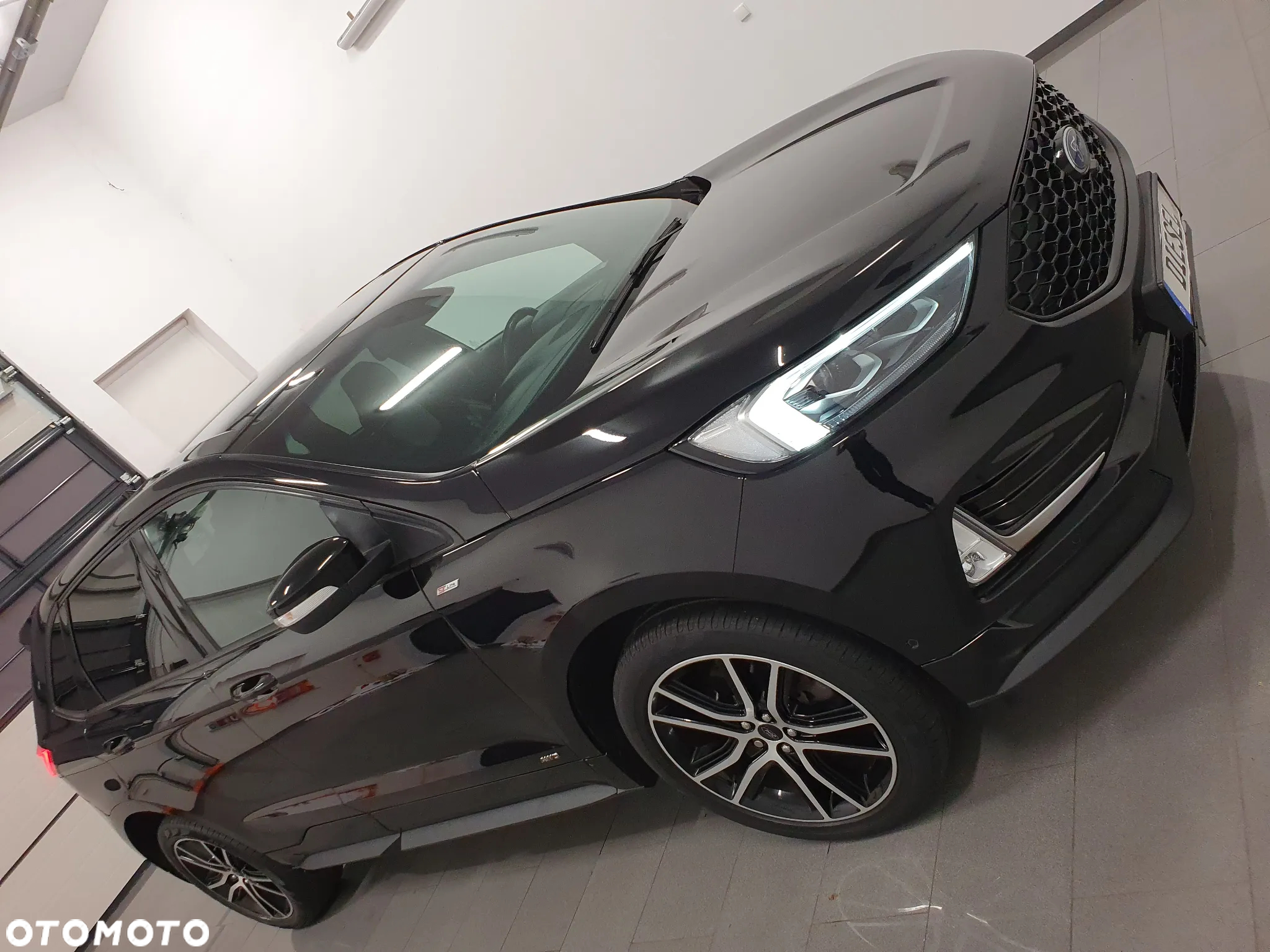 Ford Edge 2.0 EcoBlue Twin-Turbo 4WD ST-Line - 2