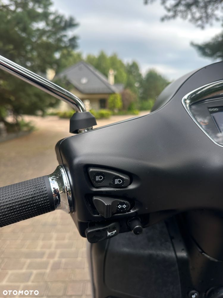 Piaggio Vespa - 14