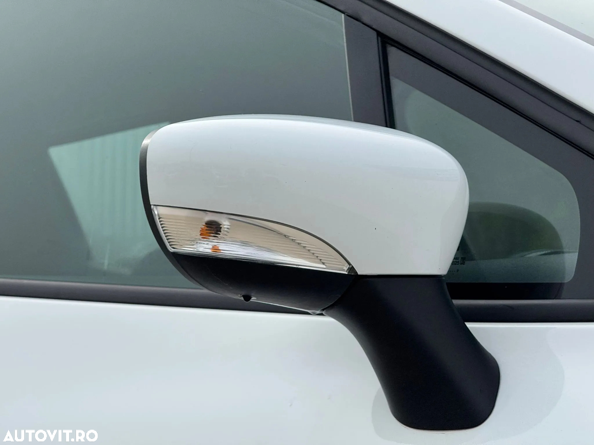 Renault Clio IV dCi Energy Life - 8