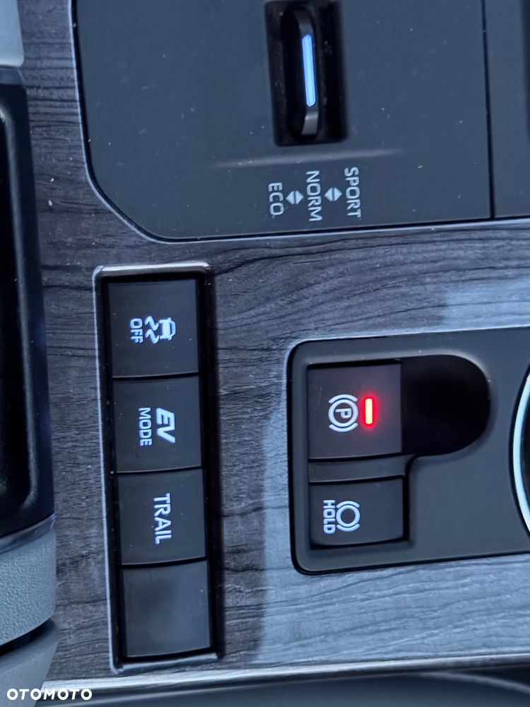 Toyota Highlander 2.5 Hybrid Executive - 38