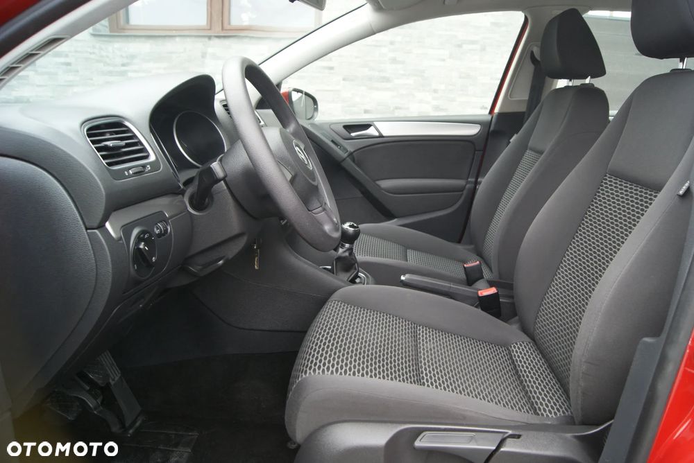 Volkswagen Golf 1.4 Comfortline - 24