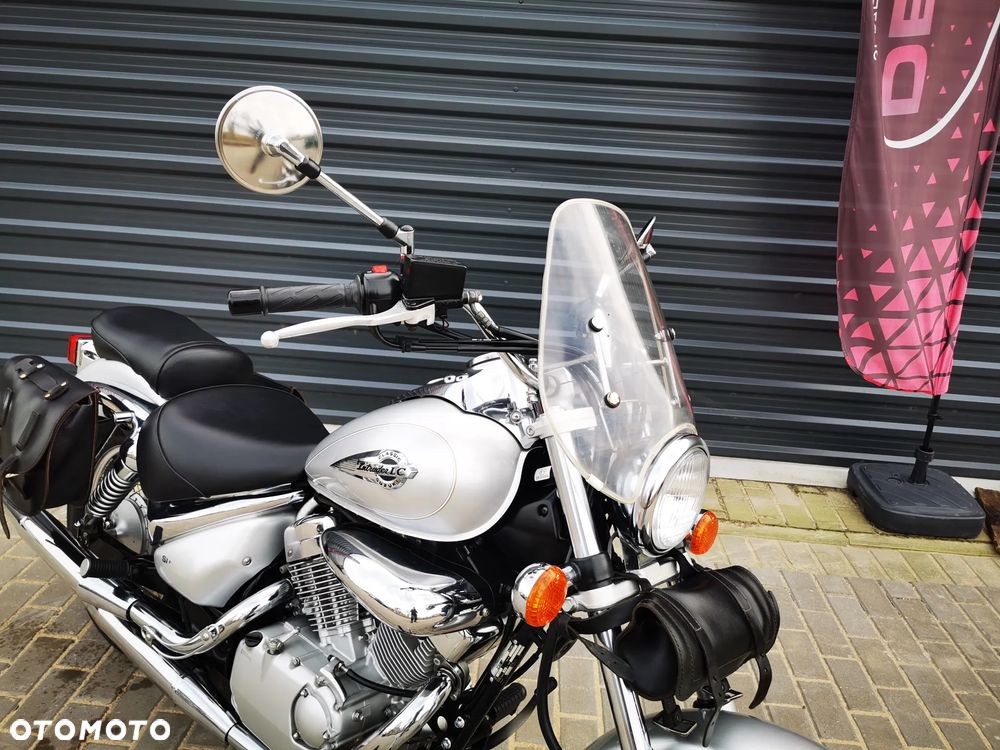 Suzuki Intruder - 20