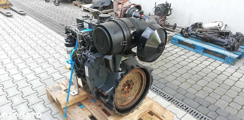 SILNIK FPT F4GE0455C*F650 TURBO 57,4 kW 18 699 zł netto - 5