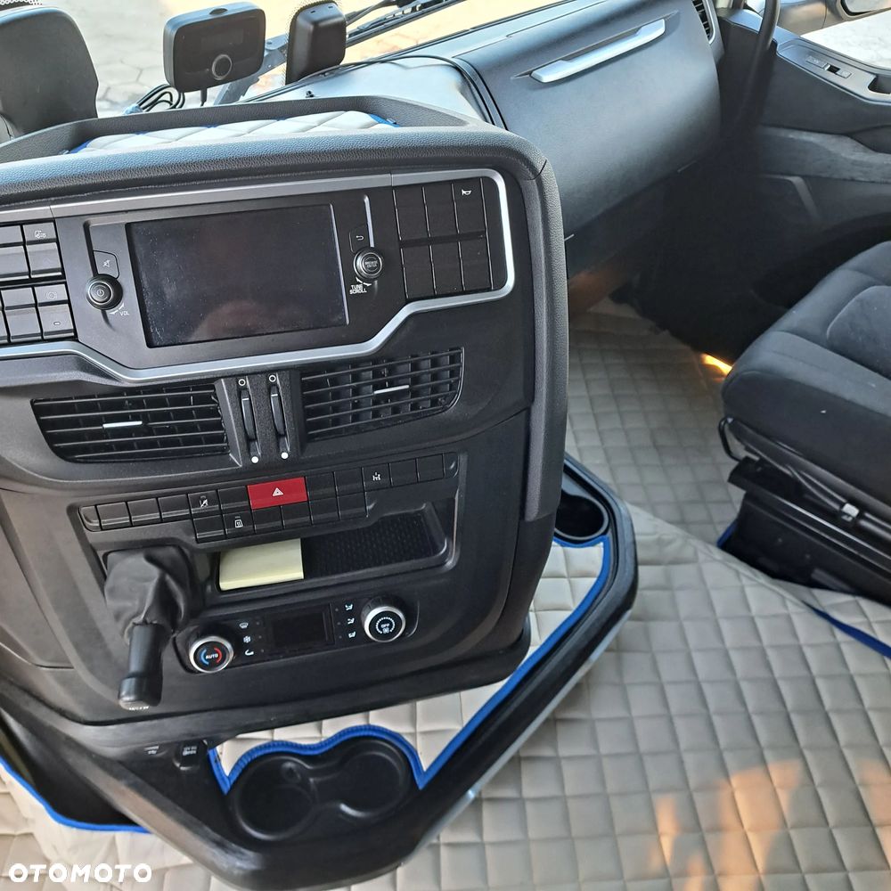 Iveco S-Way LNG - 15