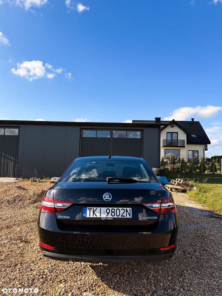 Skoda Superb 2.0 TDI Ambition DSG7 - 5