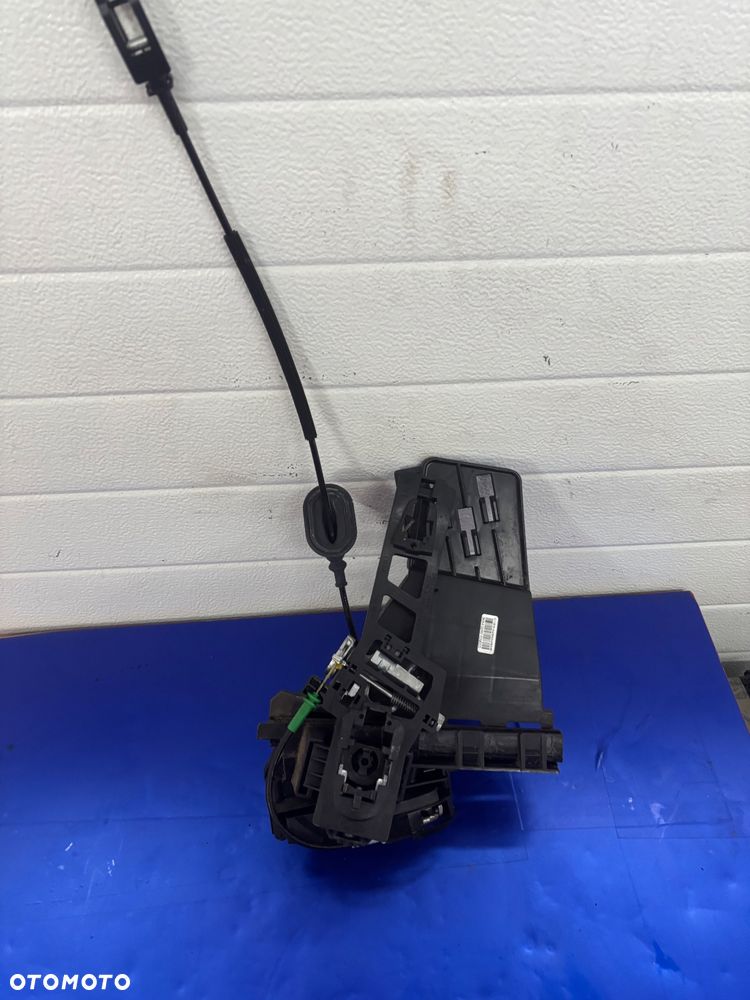 FORD FIESTA MK7 ZAMEK PRAWY TYL 5D LIFT 4 PIN - 1