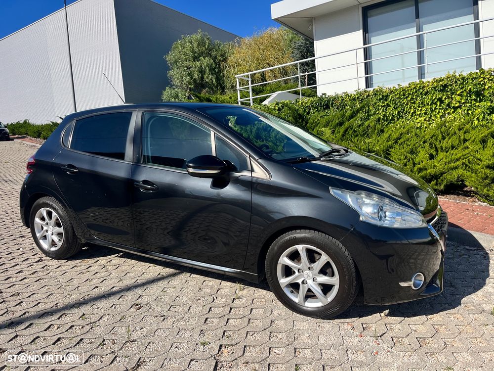 Peugeot 208 1.4 VTi Allure - 5