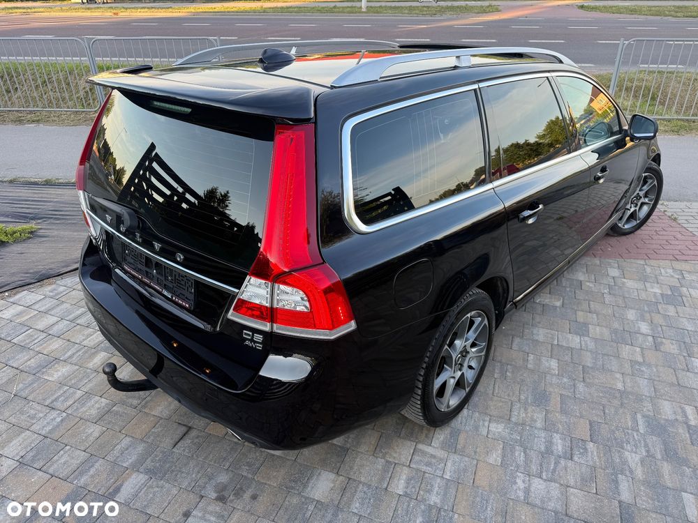 Volvo V70 D5 AWD Geartronic Momentum - 6