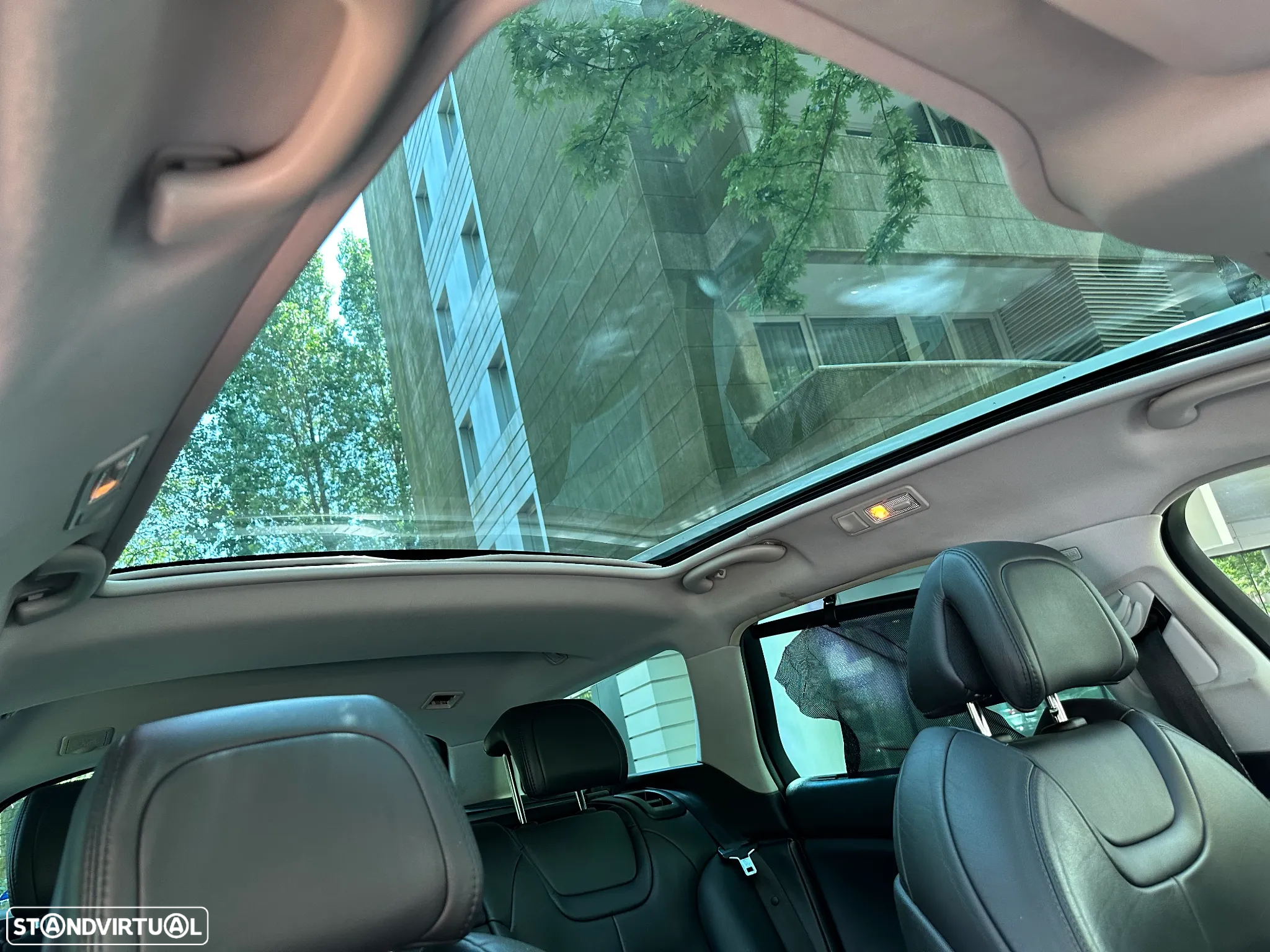 Citroën C5 Tourer HDi 135 FAP Business Class - 23