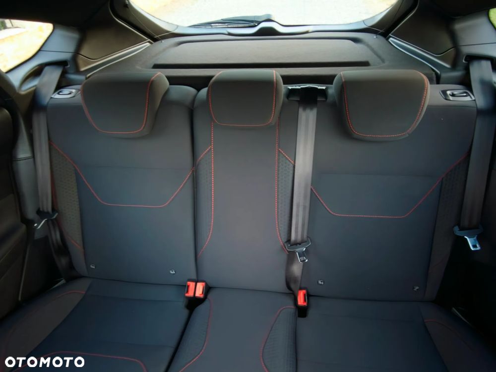 Ford Focus 1.0 EcoBoost ST-Line - 24